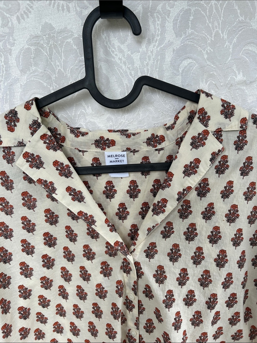 Melrose and Market Cream Shirt with Rust Floral Print 100% cotton